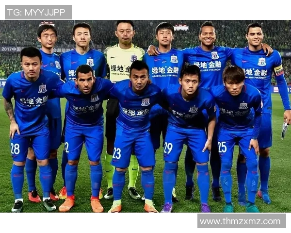 中国足球联赛球星风采展现 各大球队主力球员个人表现与赛季贡献分析 中国足球联赛球星风采展现 各大球队主力球员个人表现与赛季贡献分析