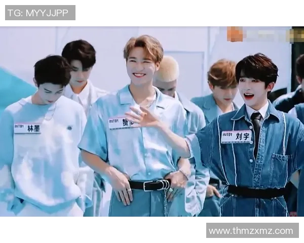 日本足球明星女友曝光恋情 甜蜜瞬间引发粉丝热议 日本足球明星女友曝光恋情 甜蜜瞬间引发粉丝热议