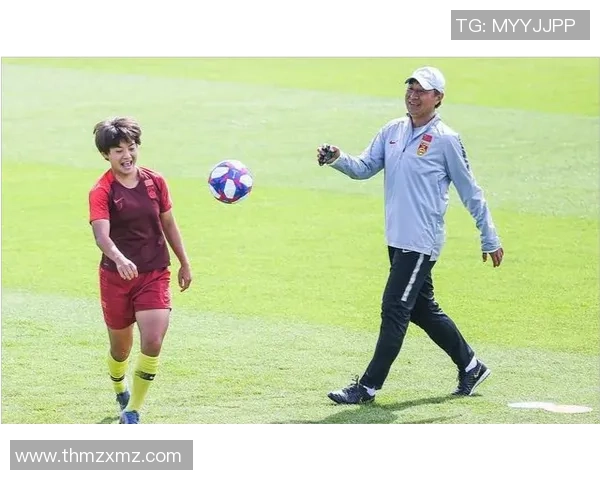 某女生因评价足球球星外貌引发热议被指丑陋背后原因深思