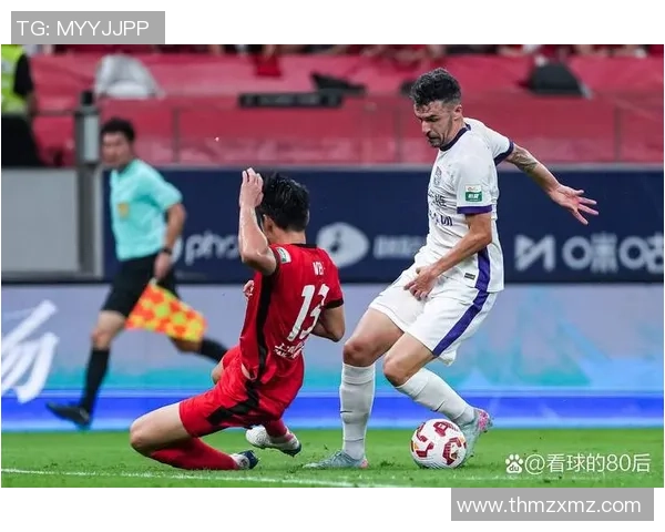 足球球星客场比赛通常选择飞机出行的原因及其背后细节揭秘